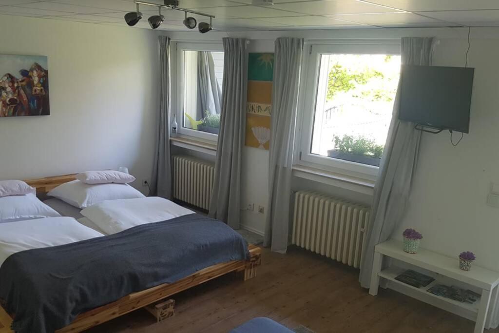 Bergische Oase - Ferienwohnung Oskar Overath Buitenkant foto
